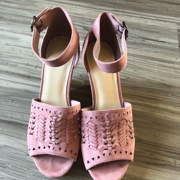 Marc Fisher SZ 10 pink suede platform wedge. - Picture 1 of 7